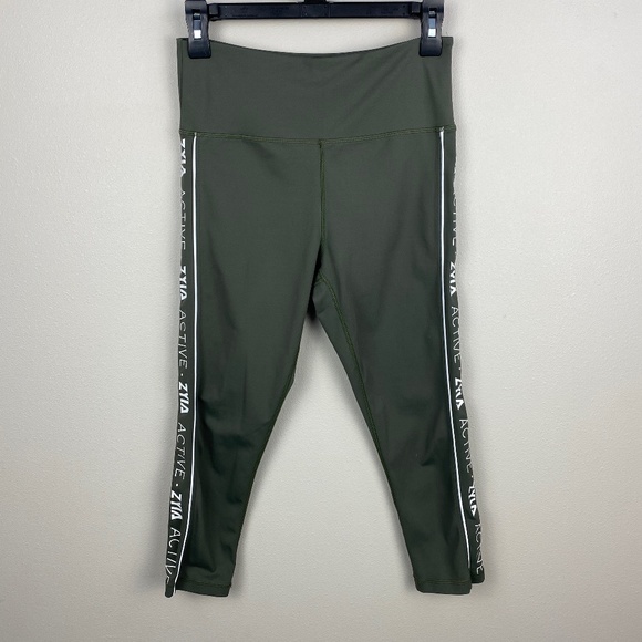Zyia Olive Logo Stripe Light N Tight Hi-Rise Crop Legging - Size 6-8 - Picture 2 of 7